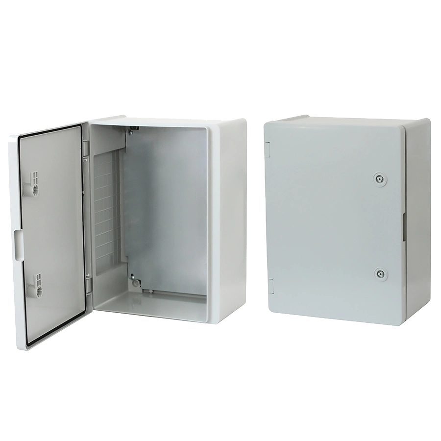 Щит з монтажною панеллю,опалові двері IP 65 ERKA 023
